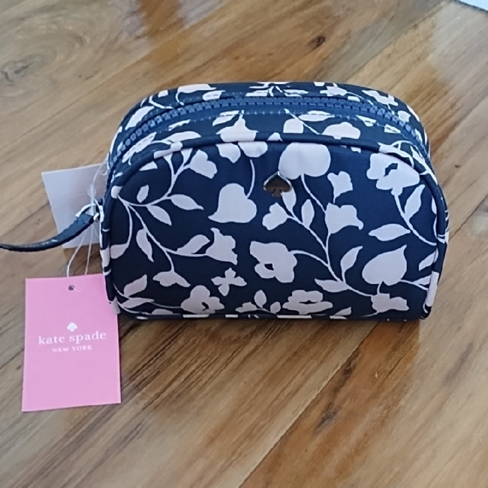Kate Spade Small Dome Cosmetic NWT